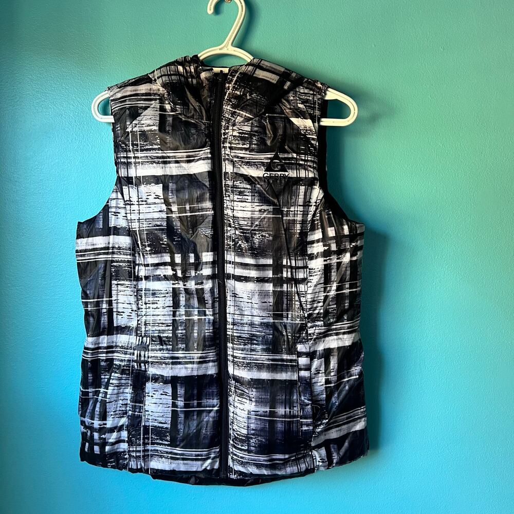 Gerry Reversible Hooded Down Filled Quilted Vest Womens Size Small Black & White